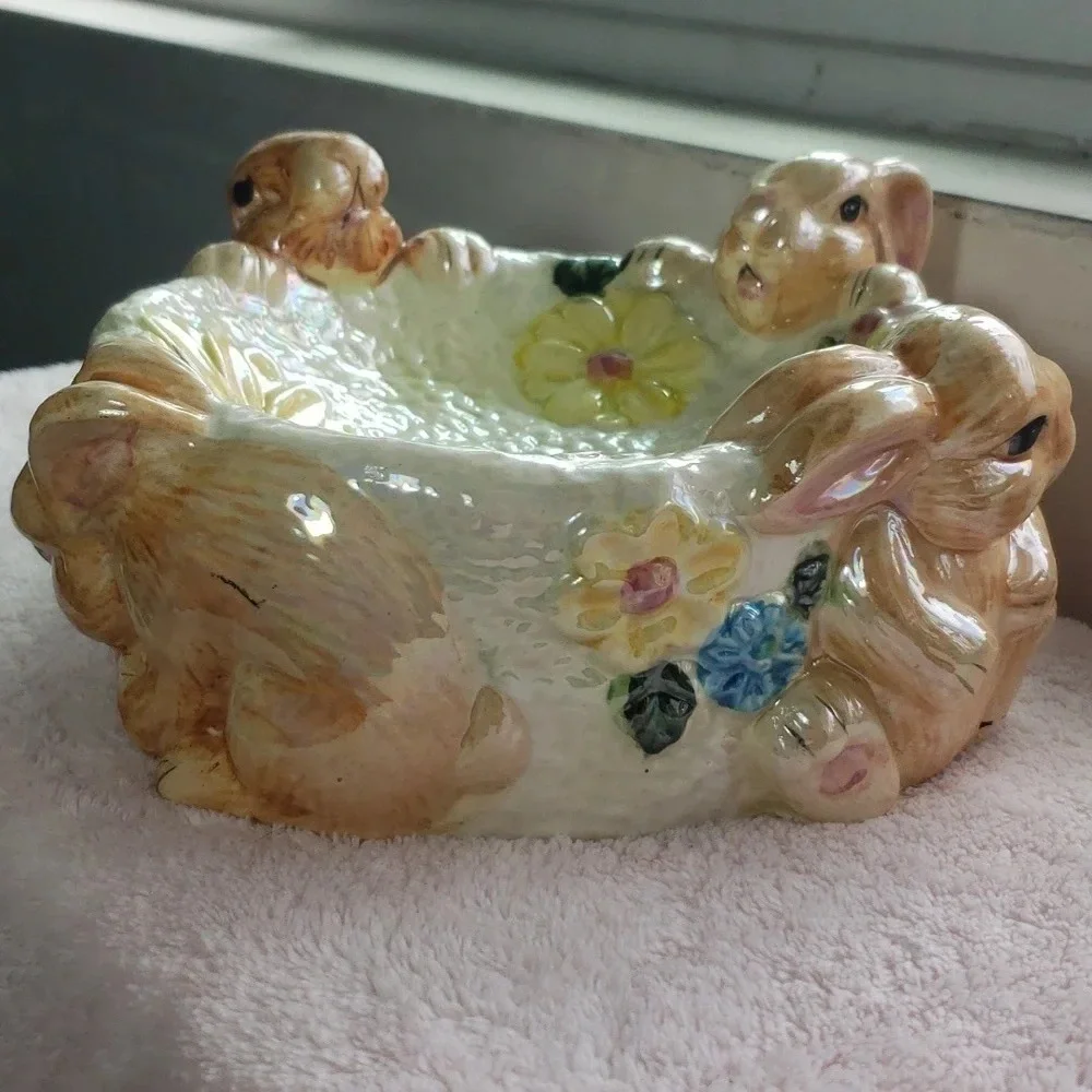 Pretty Petals Pearlized Bunny Ceramic Bowl/Planter